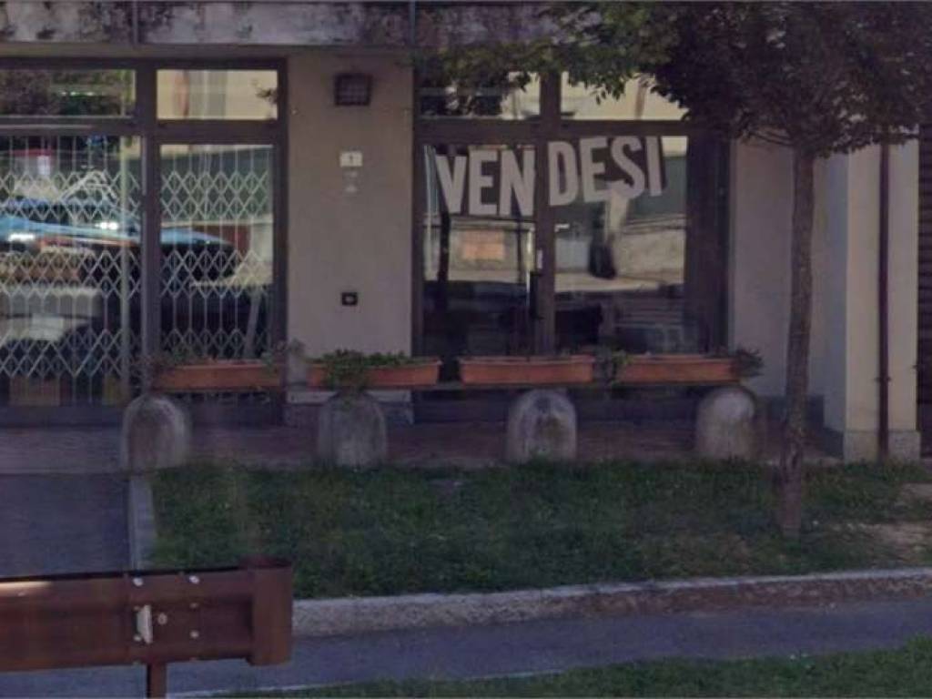 negozio in vendita a Brivio