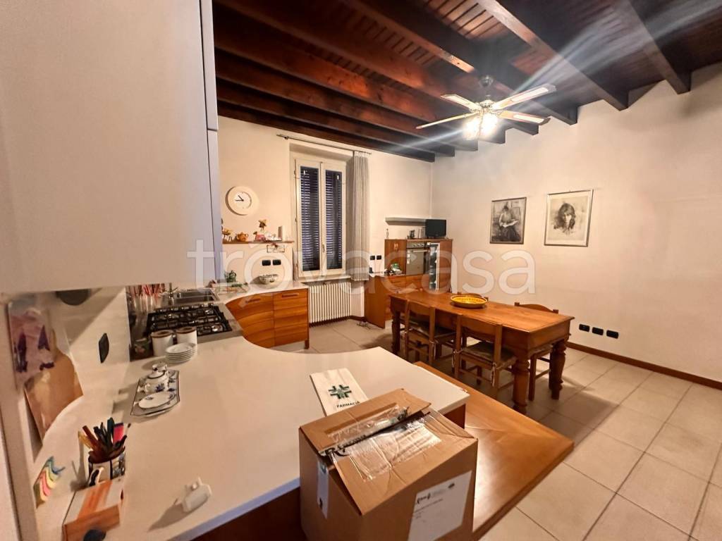casa indipendente in vendita a Brivio