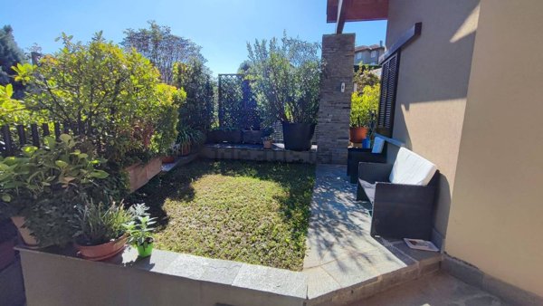 casa indipendente in vendita a Brivio