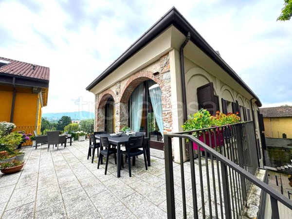 appartamento in vendita a Brivio