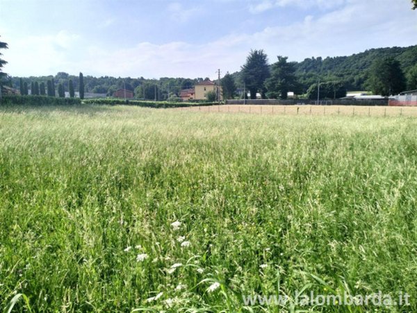 terreno edificabile in vendita a Brivio