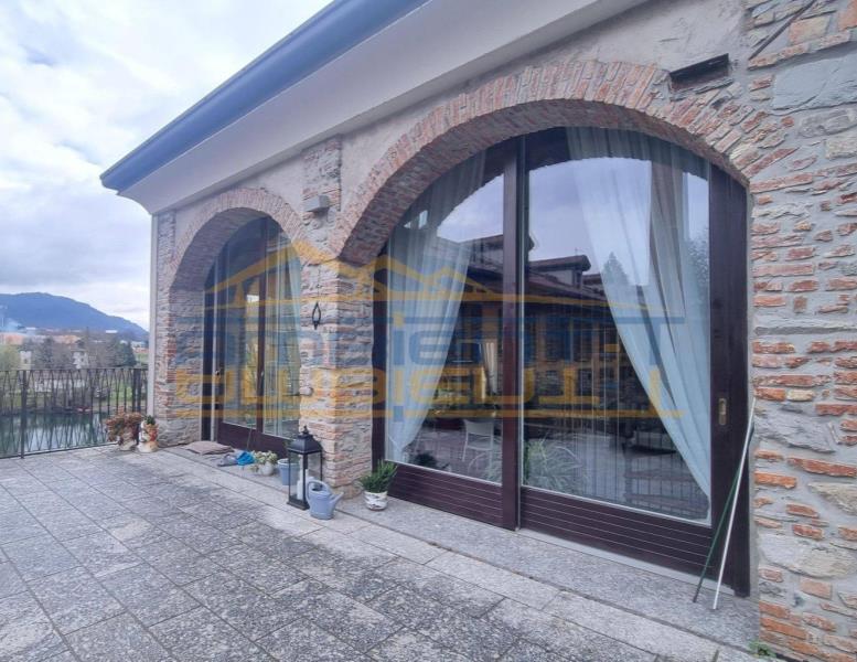appartamento in vendita a Brivio in zona Bella Venezia