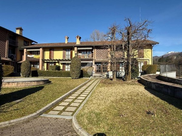 appartamento in vendita a Brivio