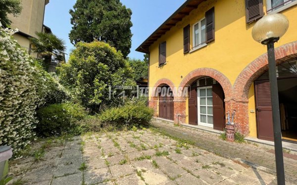 appartamento in vendita a Brivio