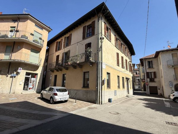 appartamento in vendita a Brivio