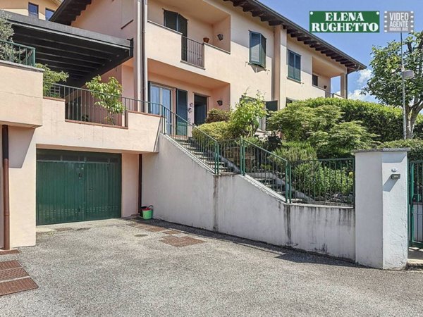 casa indipendente in vendita a Brivio