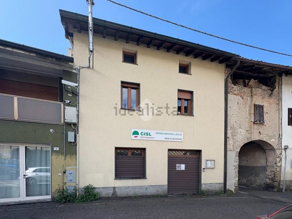 casa semindipendente in vendita a Brivio
