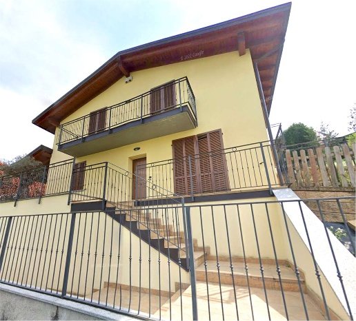 casa indipendente in vendita a Brivio