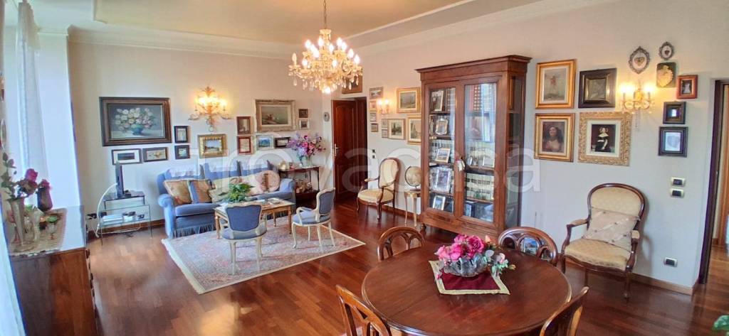 appartamento in vendita a Brivio