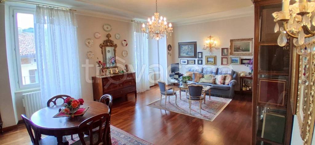 appartamento in vendita a Brivio