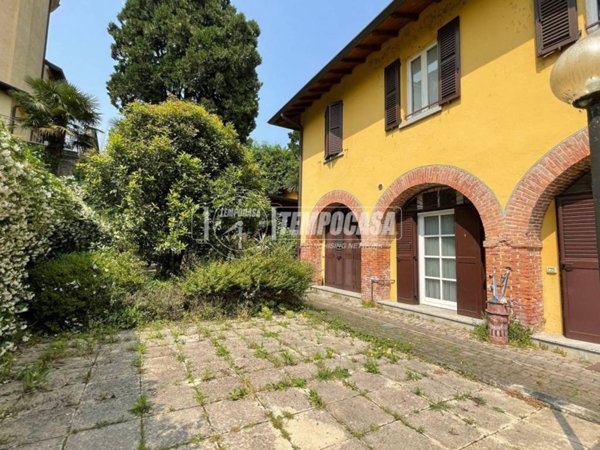 appartamento in vendita a Brivio
