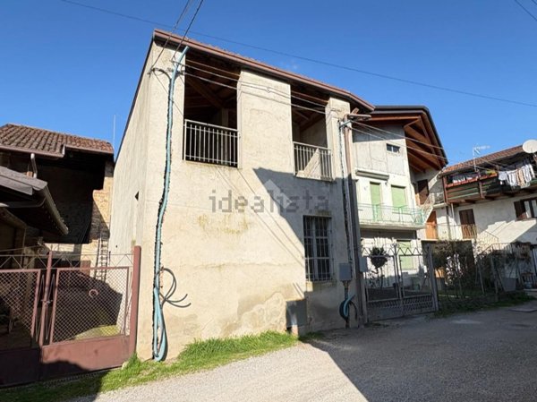 casa indipendente in vendita a Brivio