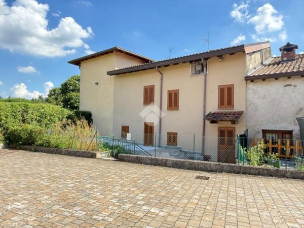 appartamento in vendita a Brivio