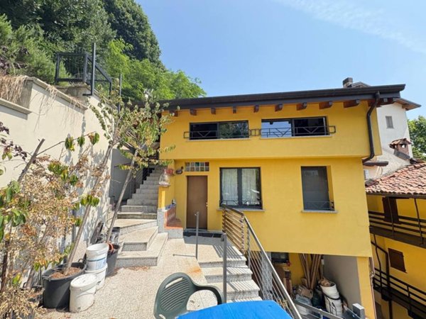 casa indipendente in vendita a Brivio in zona Toffo
