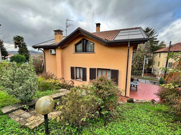 casa indipendente in vendita a Brivio