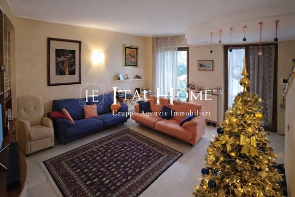 casa indipendente in vendita a Brivio