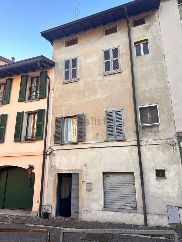casa indipendente in vendita a Brivio
