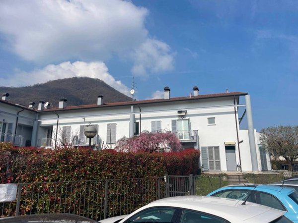 appartamento in vendita a Brivio