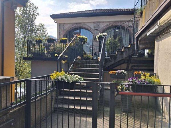 appartamento in vendita a Brivio