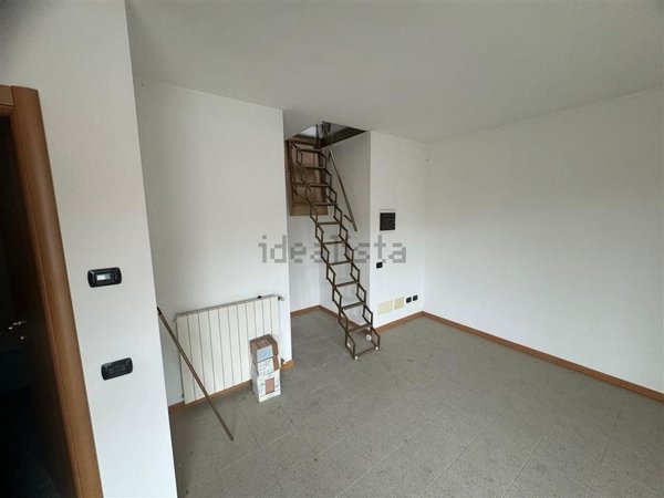 ufficio in vendita a Brivio