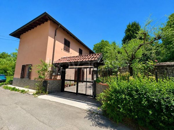 casa indipendente in vendita a Brivio