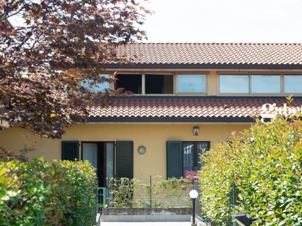 casa indipendente in vendita a Brivio