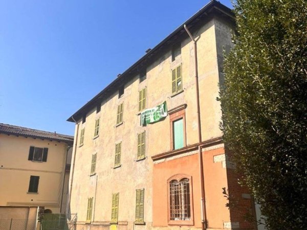 casa indipendente in vendita a Brivio in zona Foppaluera