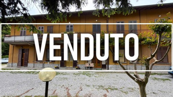 appartamento in vendita a Brivio in zona Foppaluera
