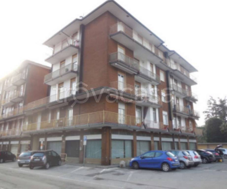negozio in vendita a Bulciago