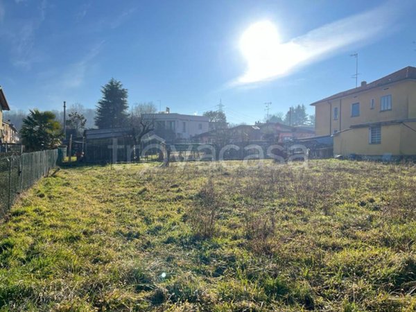 terreno edificabile in vendita a Bulciago