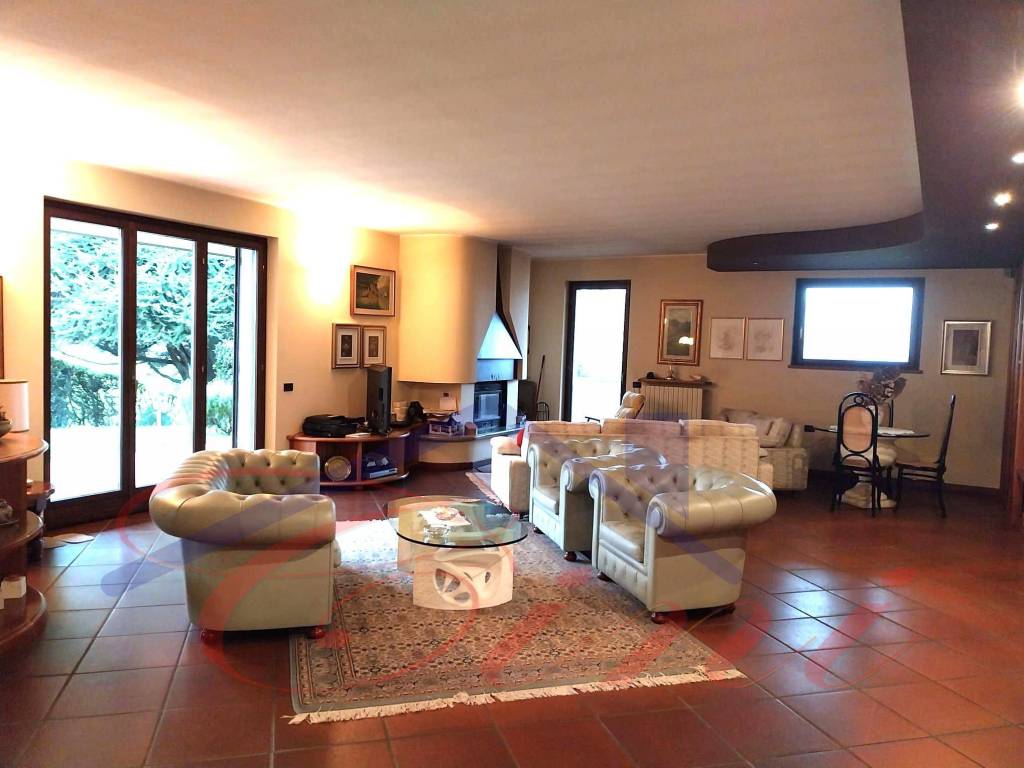 casa indipendente in vendita a Bulciago