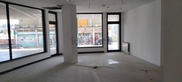 negozio in vendita a Bulciago