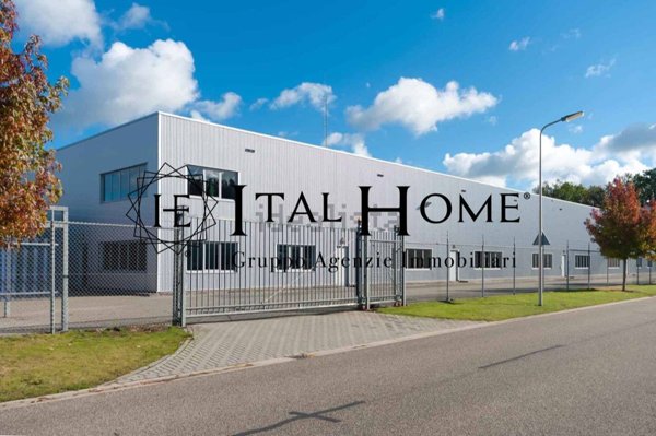 capannone in vendita a Bulciago