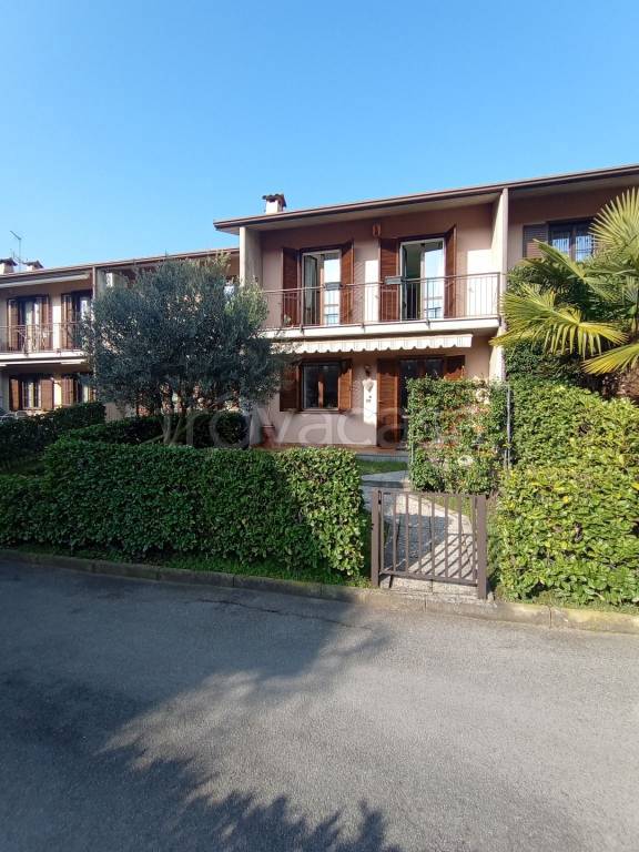 casa indipendente in vendita a Bulciago