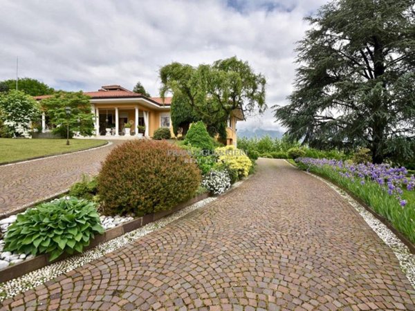 casa indipendente in vendita a Bulciago