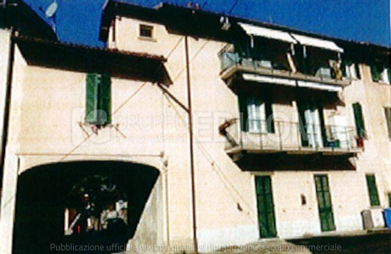 appartamento in vendita a Calco