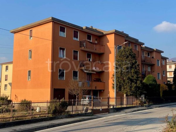 appartamento in vendita a Calco