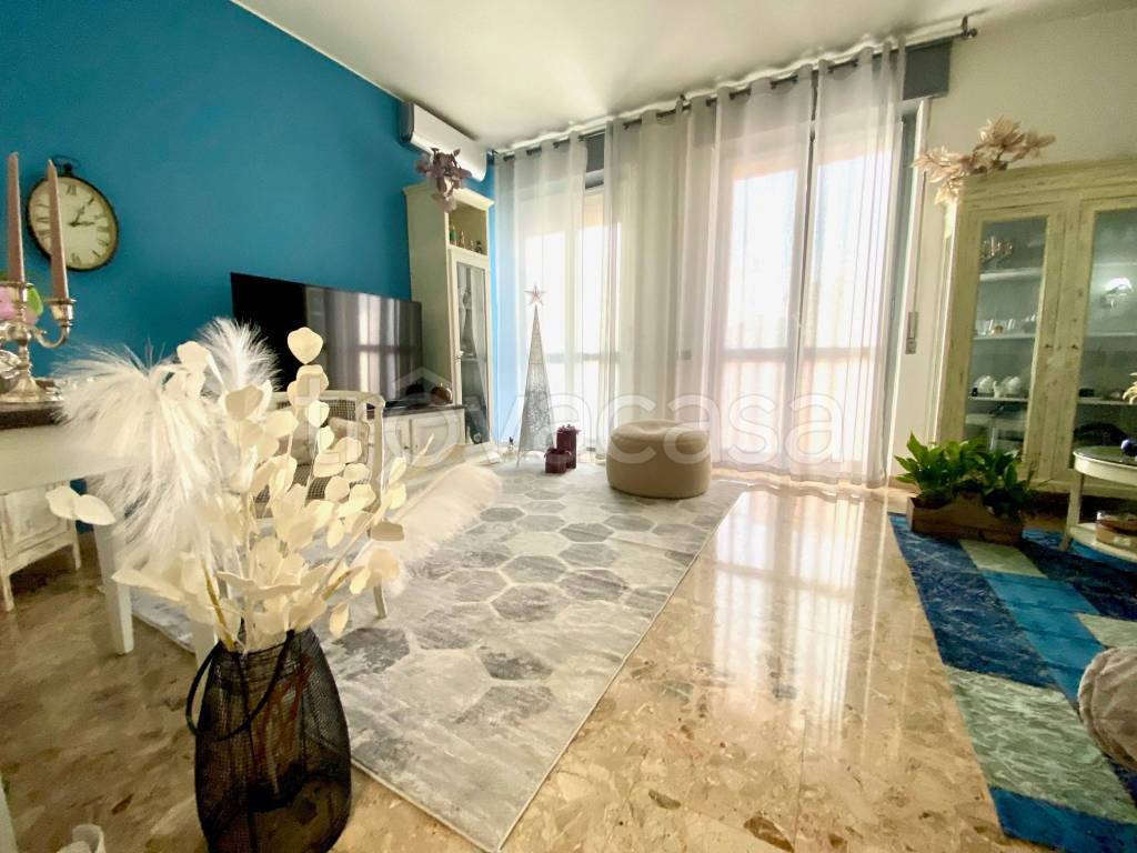 appartamento in vendita a Calco
