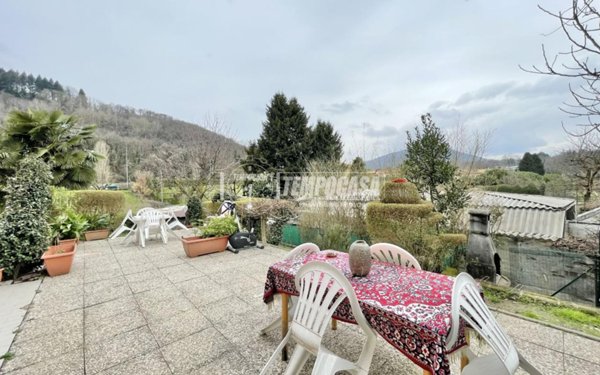 appartamento in vendita a Calco