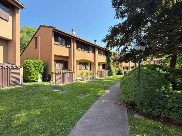 casa indipendente in vendita a Calco in zona Arlate