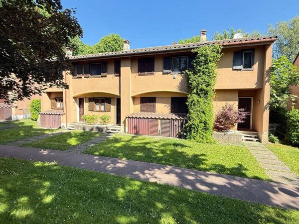casa indipendente in vendita a Calco in zona Arlate