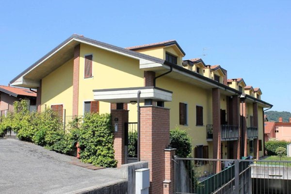 appartamento in vendita a Calco