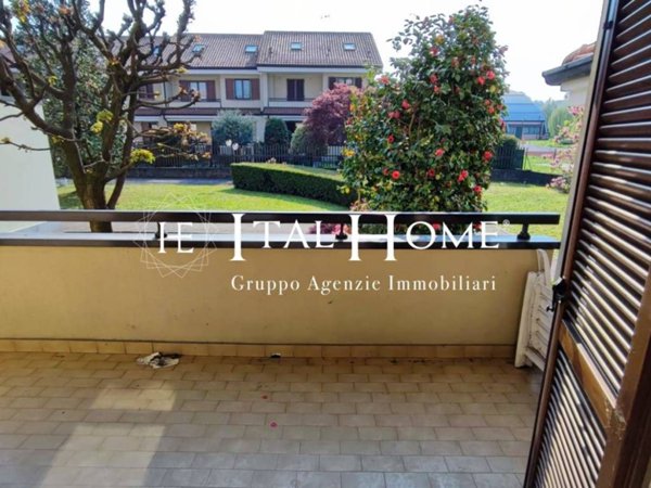 appartamento in vendita a Calco