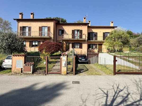 casa indipendente in vendita a Calco