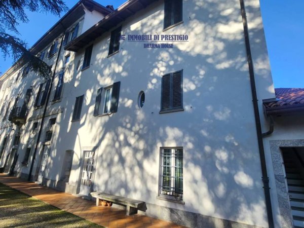 appartamento in vendita a Calco in zona Arlate