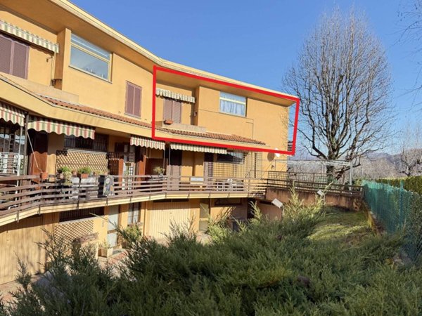 appartamento in vendita a Calco in zona Arlate
