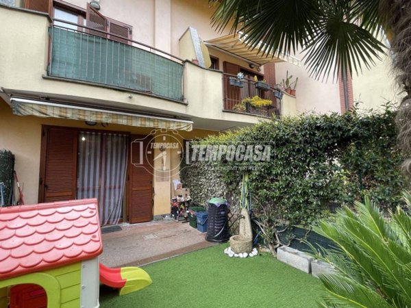 appartamento in vendita a Calco