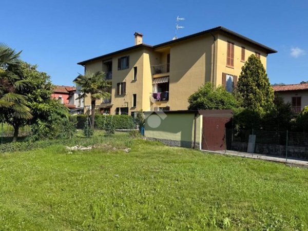 appartamento in vendita a Calco