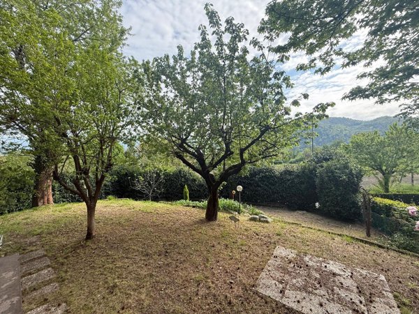 appartamento in vendita a Calco