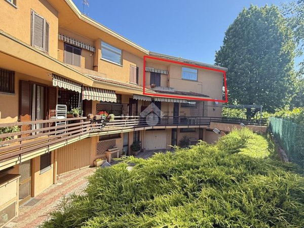 appartamento in vendita a Calco in zona Arlate